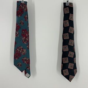 2 Oscar de la Renta ties